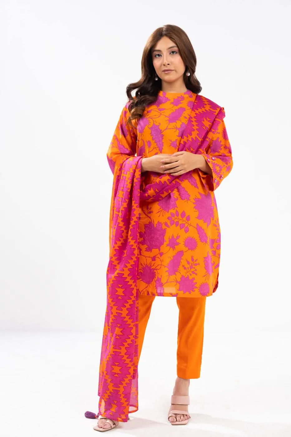 3 Piece Cambric Suit with Lawn Dupatta
