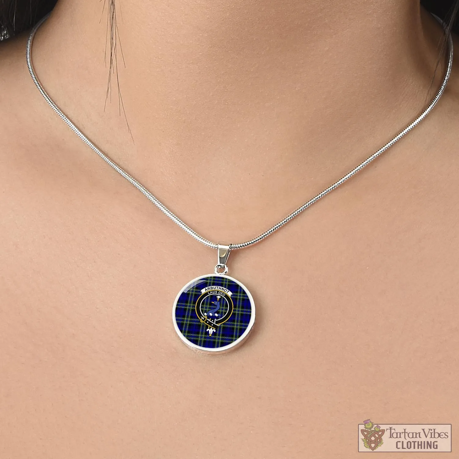 Arbuthnot Modern Tartan Circle Necklace with Family Crest