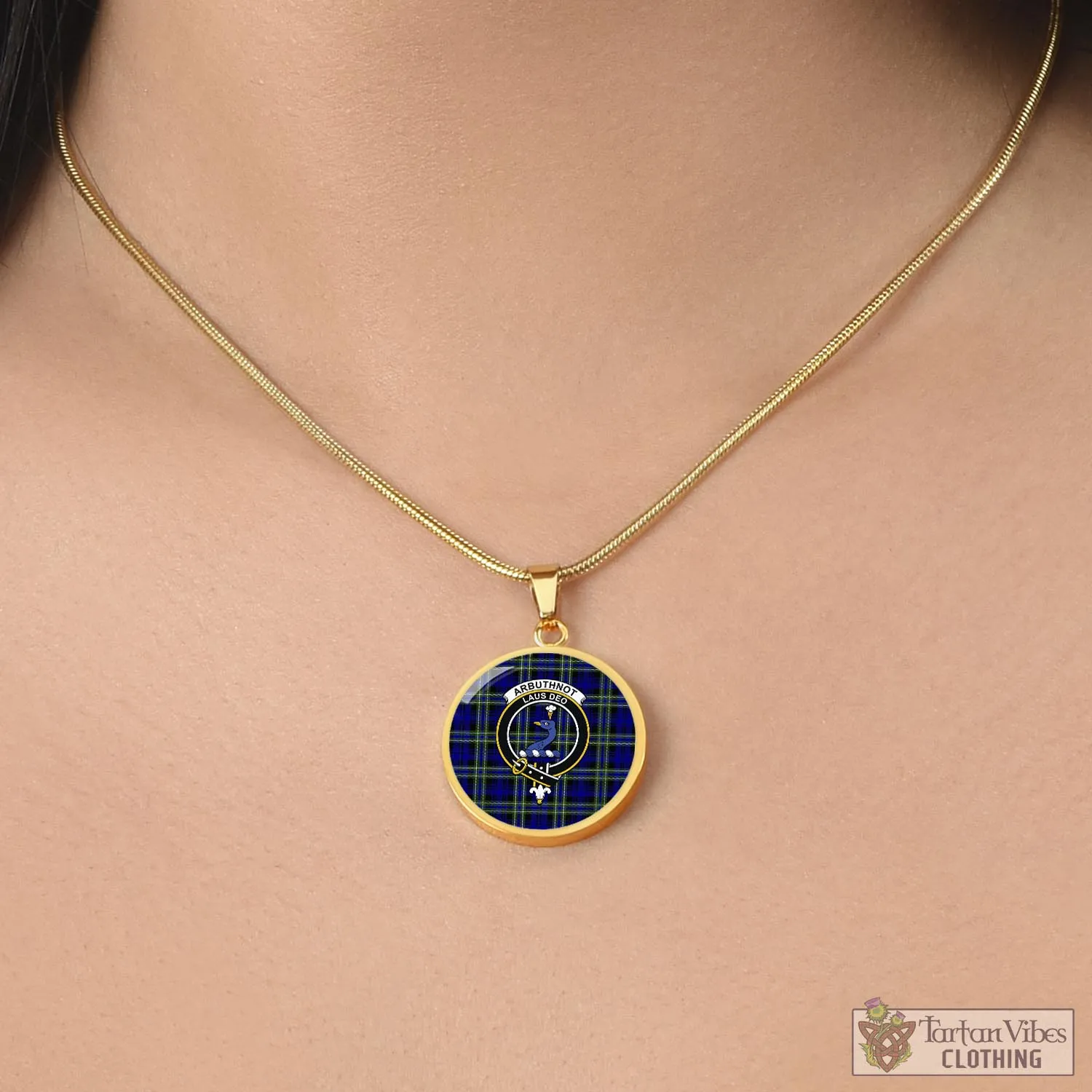 Arbuthnot Modern Tartan Circle Necklace with Family Crest