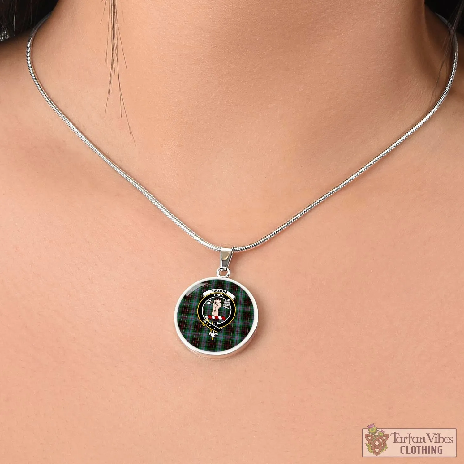 Brodie Hunting Tartan Circle Necklace with Family Crest