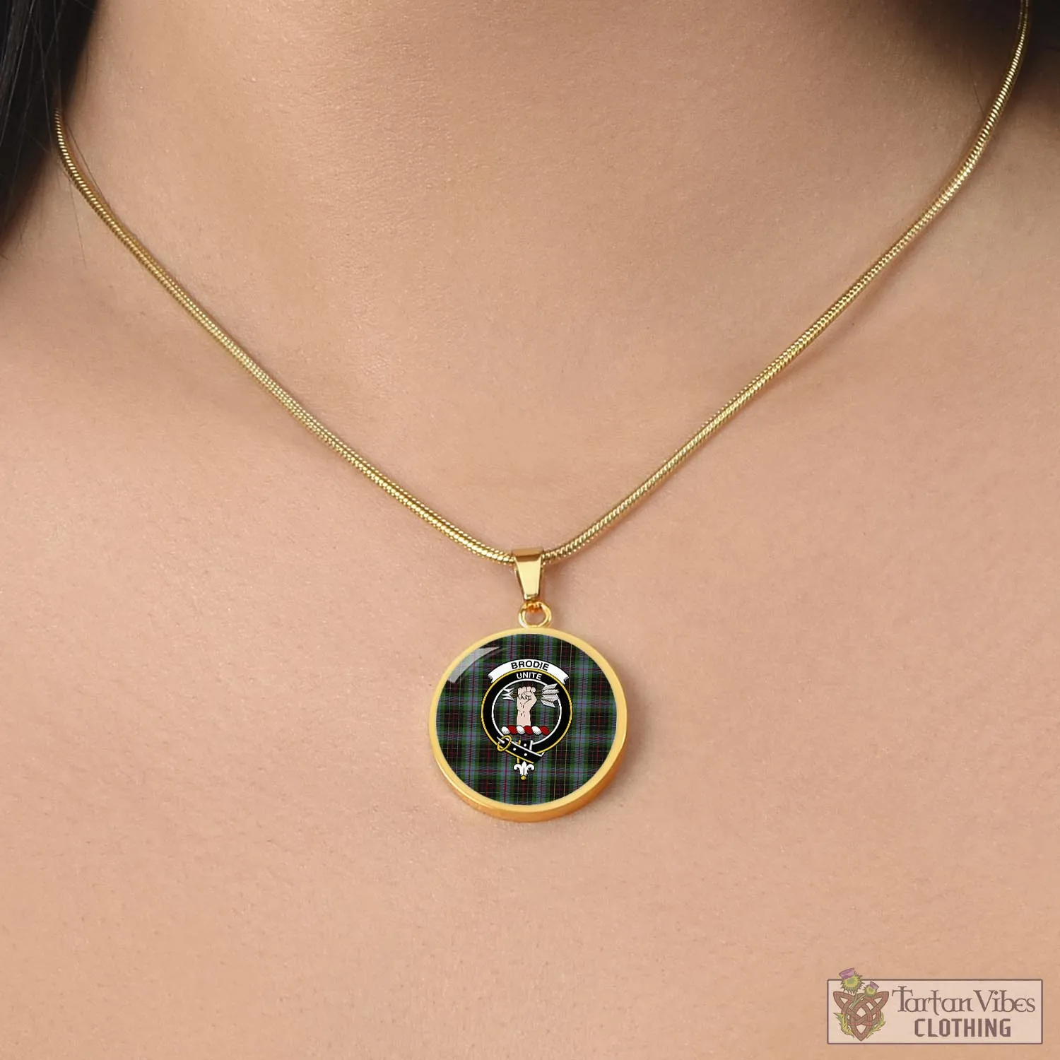 Brodie Hunting Tartan Circle Necklace with Family Crest