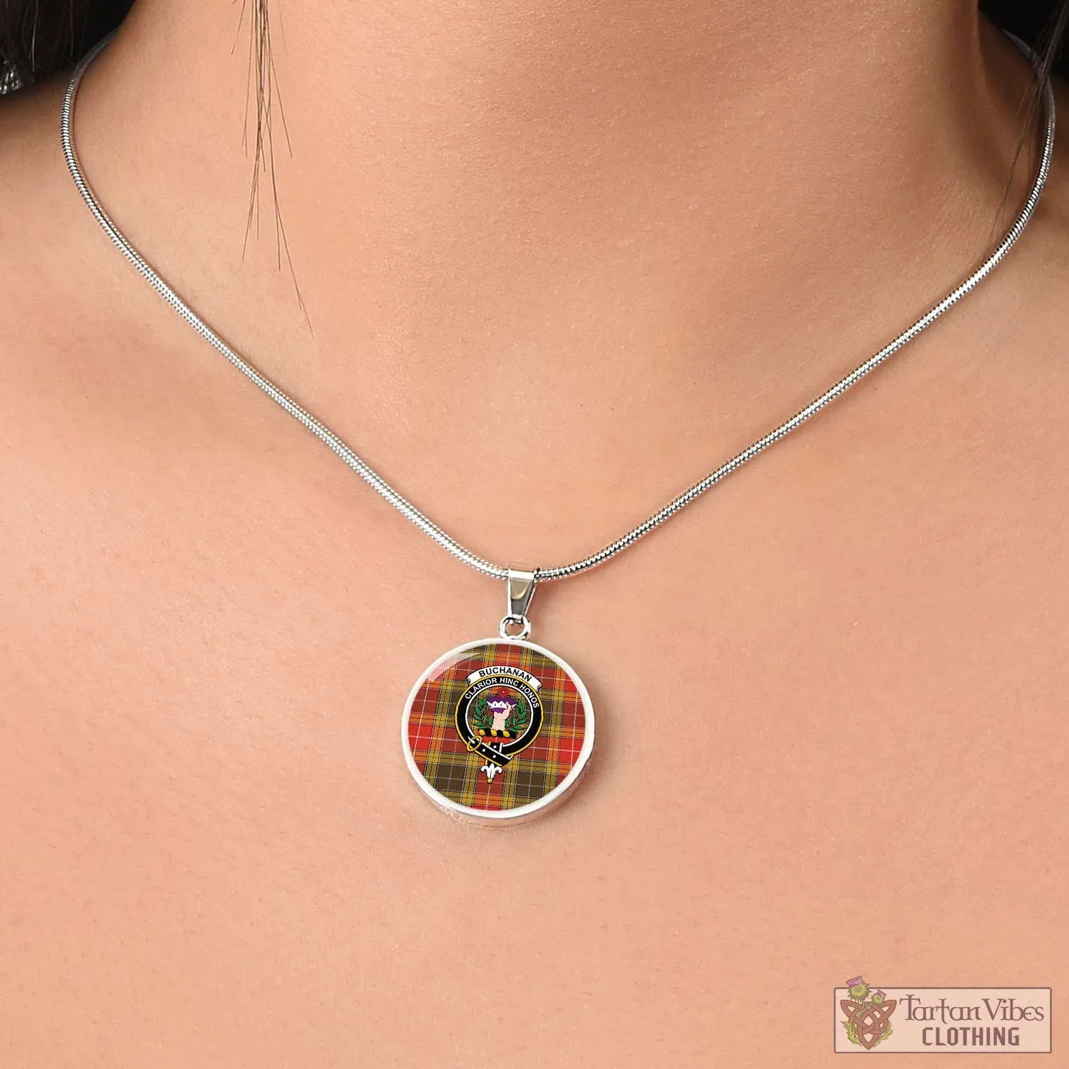 Buchanan Old Set Weathered Tartan Circle Necklace with Family Crest