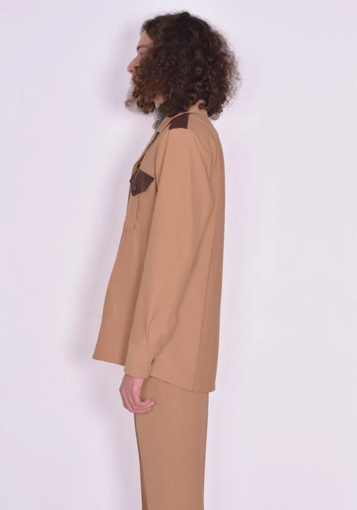 ERNEST W. BAKER SH28 CONTRAST POCKET OVERSHIRT CAMEL