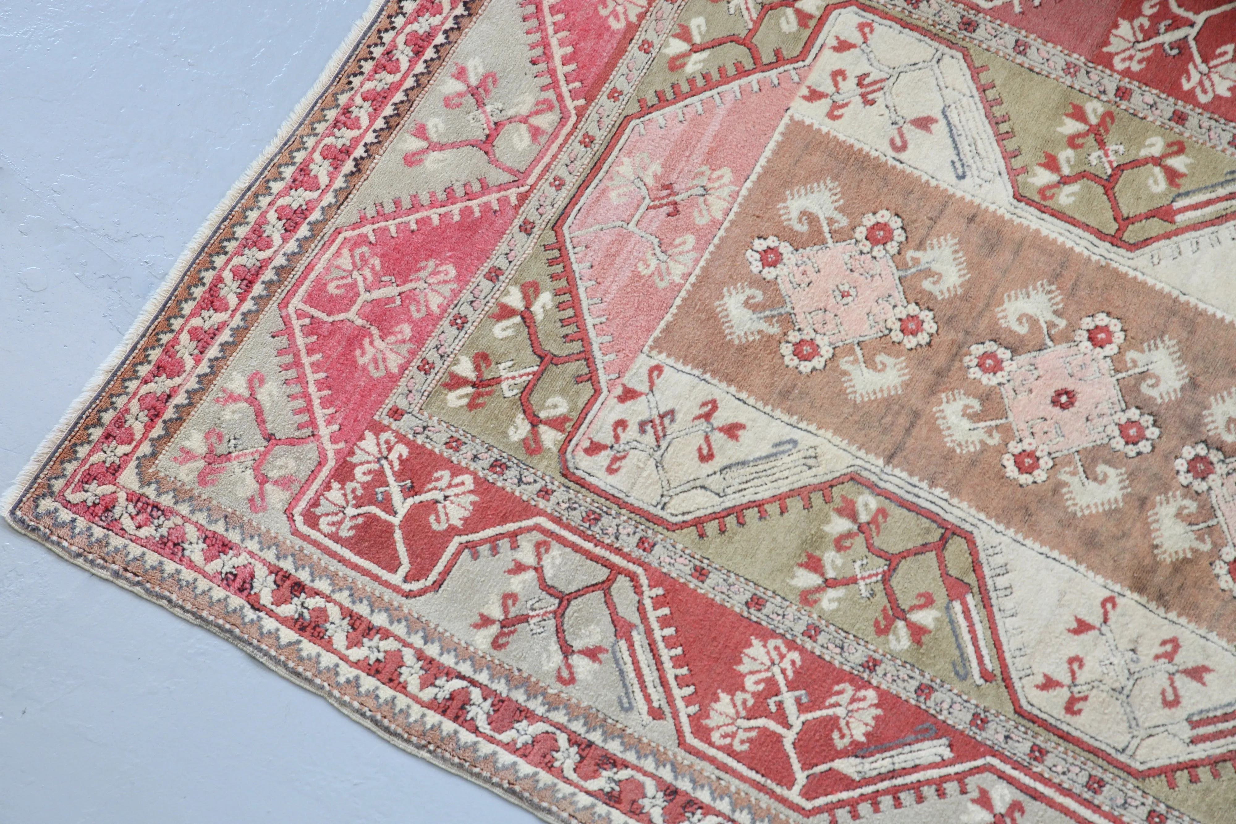 Old Turkish Milas Rug 6' x 9'7"