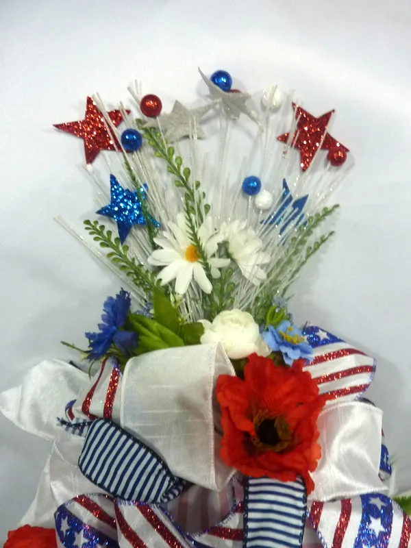Red, White, and Blue Patriotic wreath, 4th of July door decoration