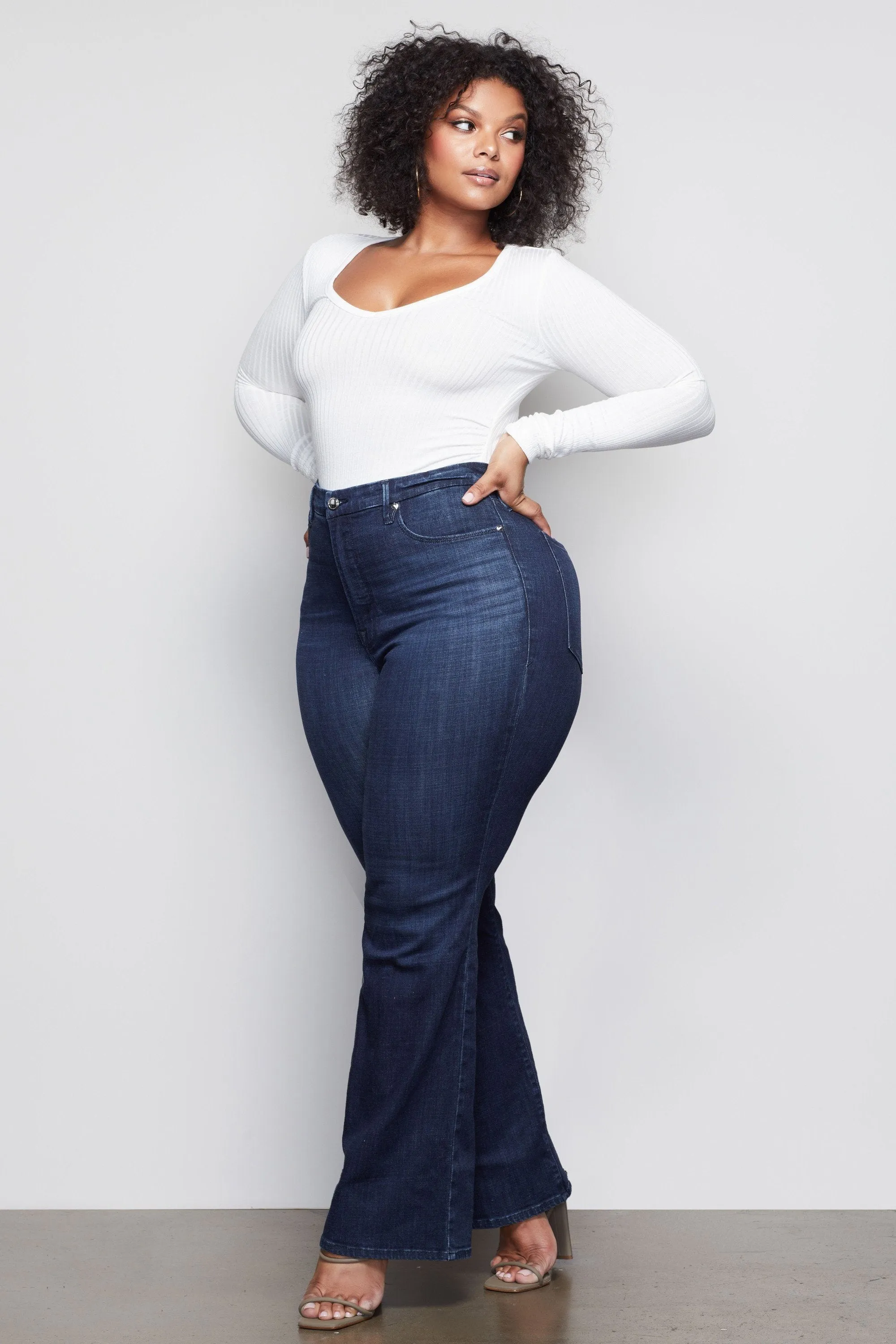 SHIRRED RIB LONG SLEEVE | WHITE001